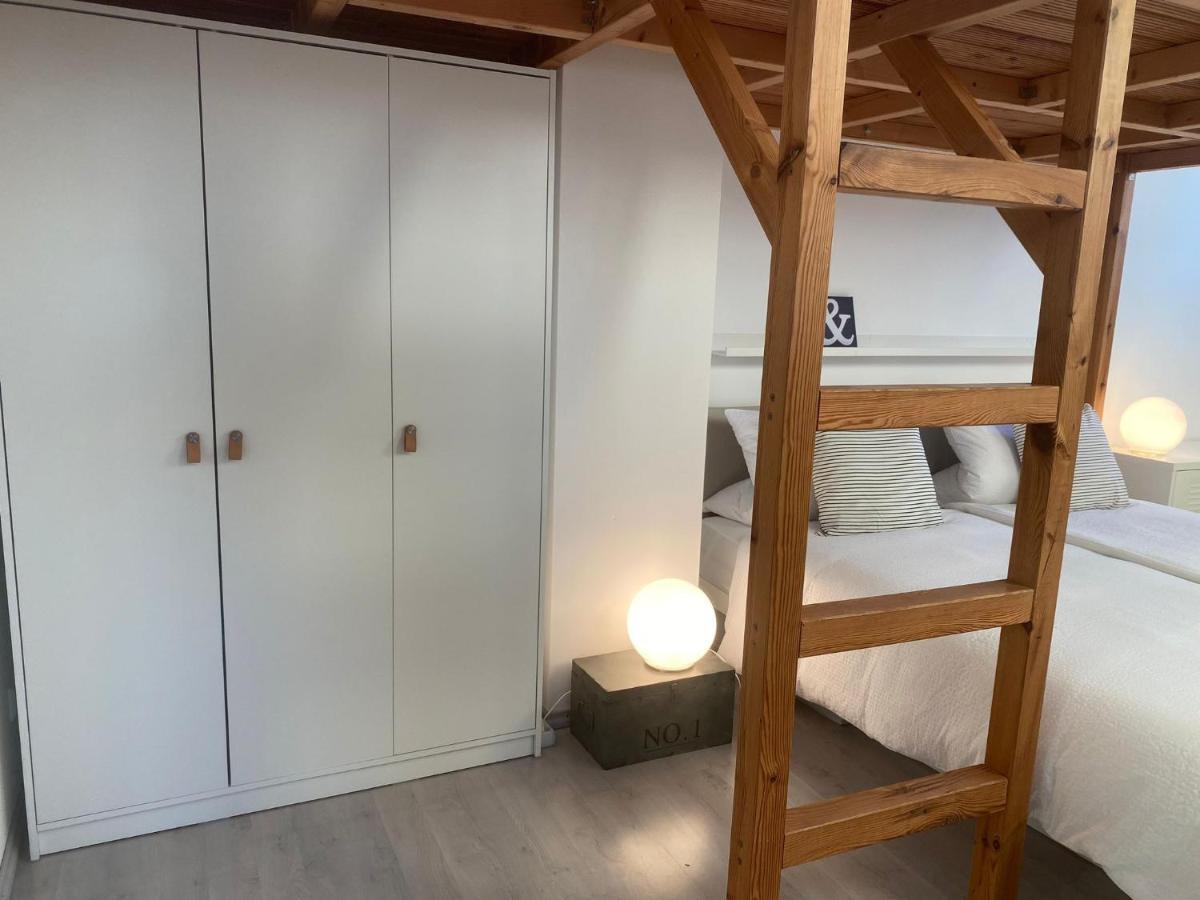 Moderne 70 Qm Ferienwohnung In Waldrandlage Eppelborn Exteriör bild